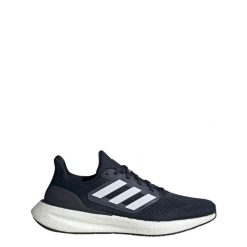 Buty Pureboost 23. Białe obuwie sportowe treningowe Adidas, z materiału, do biegania. Za 499.99 zł.