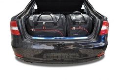 Torby Do Bagażnika Skoda Superb Limousine 2008-2015 5Szt Kjust. Czarne torby podróżne KJUST, bez wzorów, z kauczuku. Za 1,607.00 zł.