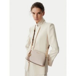 Torebka MICHAEL Michael Kors. Białe listonoszki damskie MICHAEL Michael Kors, bez wzorów, bez dodatków. Za 1,019.00 zł.