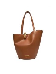 JACQUEMUS Torebka La Bambola Moyen 251BA4123000 Brązowy. Brązowe shopper bag JACQUEMUS, ze skóry, bez dodatków. Za 4,029.00 zł.