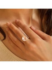 OR Carats Złoty pierścionek z kamieniem szlachetnym rozmiar: 48. Różowe pierścionki damskie OR Carats, z kwarcem, złote. Za 956.99 zł.