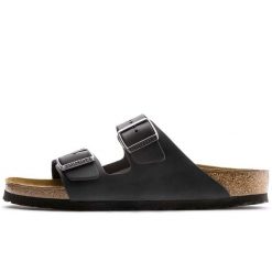 Klapki Birkenstock Arizona Bs Dorosłych. Czarne klapki damskie Birkenstock, bez wzorów, z materiału, bez obcasa, bez zapięcia. Za 525.05 zł.