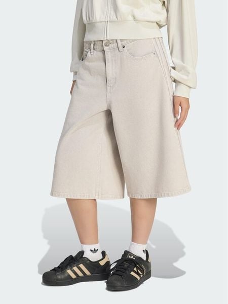 Adidas Bermudy KQ6477 Beżowy jasny Oversize. Brązowe szorty damskie Adidas, bez wzorów, z bawełny. Za 246.99 zł.