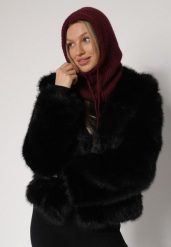 Bordowa Czapka Kominiarka z Wełną o Kroju Kaptura z Kominem Linezra. Czerwone czapki damskie Born2be, bez wzorów, z dzianiny. Za 74.99 zł.