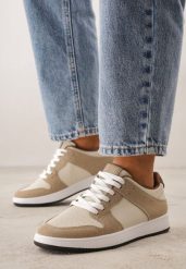 Ciemnobeżowe Sneakersy Ozdobione Perforacją Isselina. Brązowe obuwie sportowe damskie Born2be, bez zapięcia, trekkingowe. Za 44.99 zł.