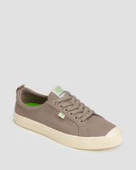 Tenisówki Cariuma OCA Low Mystic Grey Canvas Unisex. Brązowe trampki damskie CARIUMA, bez wzorów, z gumy, bez zapięcia. Za 409.99 zł.