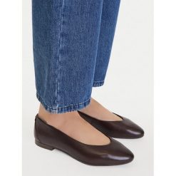 Baleriny Lasocki. Brązowe balerinki damskie Lasocki, bez wzorów. Za 149.99 zł.