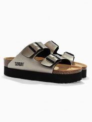 Sunbay Klapki w kolorze złotym rozmiar: 38. Żółte klapki damskie Sunbay, bez wzorów, z otwartym noskiem, bez obcasa, bez zapięcia. Za 158.10 zł.