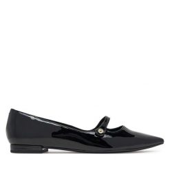 Baleriny Tamaris. Czarne balerinki damskie Tamaris, bez wzorów. Za 179.99 zł.