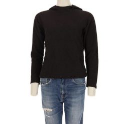 Patagonia bluza polar damska Synchilla. Czarne bluzy damskie Patagonia, l, bez wzorów, z polaru, bez kaptura. Za 153.32 zł.
