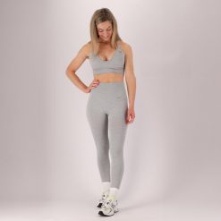 Damski zestaw sportowy - Legginsy/stanik - Szary. Szare legginsy damskie XTREME, s, bez wzorów, z dresówki. Za 207.04 zł.