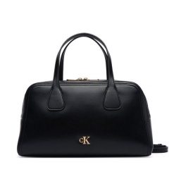 Torebka Calvin Klein. Czarne torebki klasyczne damskie Calvin Klein, bez dodatków. Za 569.99 zł.