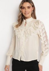 Jasnobeżowa Koszula Mysthilei. Brązowe koszule damskie Born2be, m, w ażurowe wzory, z koronki, eleganckie, bez kołnierzyka, bez ramiączek. Za 79.99 zł.