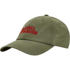 Czapka Fjall Raven Vardag Lite Cap Dorośli. Zielone czapki z daszkiem damskie Fjällräven, na lato, bez wzorów, z bawełny. Za 285.99 zł.