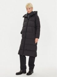Save The Duck Płaszcz zimowy D41871W RECY19 Czarny Relaxed Fit. Czarne kurtki damskie Save the duck, na zimę, bez wzorów, z syntetyku, bez kaptura. Za 1,069.00 zł.