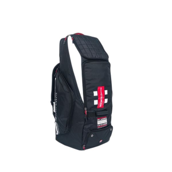 Plecak Gray-Nicolls Classic Prestige. Czarne plecaki GRAY-NICOLLS, bez wzorów. Za 550.50 zł.