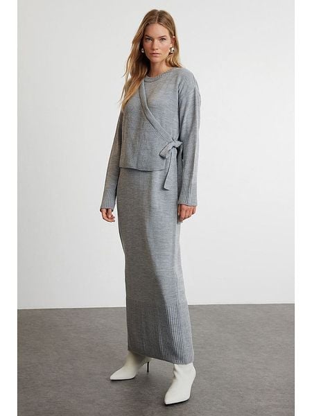 Trendyol 2-częściowy zestaw w kolorze szarym rozmiar: L. Szare swetry klasyczne damskie Trendyol, l, bez kołnierzyka. Za 95.99 zł.