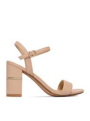 JENNY Sandały CEO-CD25-251-1 Beżowy. Brązowe sandały damskie Jenny, bez wzorów, z materiału, bez obcasa, na słupku, bez zapięcia. Za 129.99 zł.