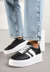 Czarne Sneakersy Typu Kultowe Tenisówki na Platformie Redoreve. Czarne obuwie sportowe damskie Renee, z jeansu, bez zapięcia, tenisowe. Za 74.99 zł.
