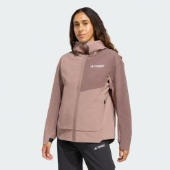Kurtka Terrex Multi Softshell. Brązowe kurtki damskie Adidas, bez wzorów, z materiału, bez kaptura. Za 529.00 zł.