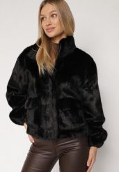 Czarna Futrzana Kurtka Ozdobiona Kieszeniami Vetilina. Czarne kurtki damskie Born2be, m, bez wzorów, z futra, bez kaptura. Za 209.99 zł.