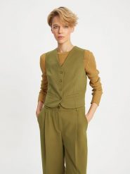 BGN Kamizelka w kolorze khaki rozmiar: 40. Brązowe kamizelki damskie BGN, bez wzorów, bez kaptura. Za 100.99 zł.