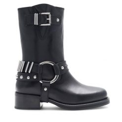 Botki Badura. Czarne botki damskie Badura, bez obcasa, na słupku, bez zapięcia. Za 349.99 zł.