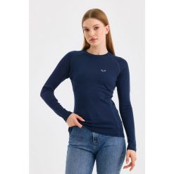 Alize - damska koszulka termoaktywna 100% merino (195 g/m²). Niebieskie koszulki damskie WOOLONA, m, bez wzorów, z wełny, bez kołnierzyka, bez ramiączek. W wyprzedaży za 297.00 zł.