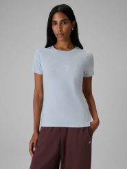 4F T-shirt slim z nadrukiem damski - niebieski M. Niebieskie t-shirty damskie 4F, m, bez wzorów, z bawełny, bez kołnierzyka. Za 59.99 zł.