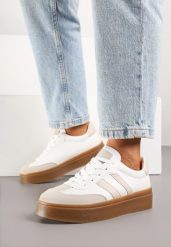 Biało-Beżowe Sneakersy w Stylu Tenisówek z Paskami Nilomira. Białe obuwie sportowe damskie Born2be, z jeansu, bez zapięcia, tenisowe. Za 84.99 zł.