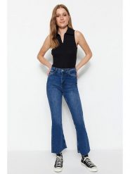 Trendyol Dżinsy - Flare fit - w kolorze niebieskim rozmiar: 34. Niebieskie jeansy damskie Trendyol, z podwyższonym stanem. Za 83.42 zł.