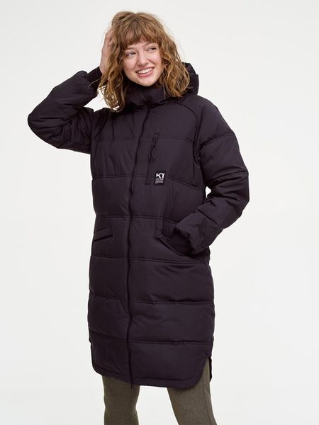 KARI TRAA Płaszcz puchowy "Rongve" w kolorze czarnym rozmiar: S. Czarne płaszcze damskie Kari Traa, s, bez wzorów, z puchu, bez kaptura. Za 1,012.69 zł.