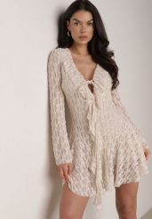 Beżowa Koronkowa Sukienka z Falbankami i Wiązaniem przy Dekolcie Delanatea. Brązowe sukienki damskie Born2be, bez wzorów, z koronki, eleganckie, bez ramiączek. Za 179.99 zł.