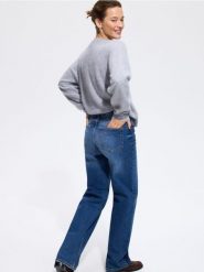 Jeansy straight comfort - granatowy. Niebieskie jeansy damskie Reserved. Za 139.99 zł.