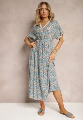 Niebieska Wiskozowa Sukienka w Stylu Boho z Krótkim Rękawem i Materiałowym Paskiem Giviata. Niebieskie sukienki damskie Renee, bez wzorów, z materiału, boho, bez ramiączek. W wyprzedaży za 56.99 zł.