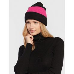 Czapka 4F. Czarne czapki damskie 4F, na zimę, bez wzorów. Za 59.99 zł.