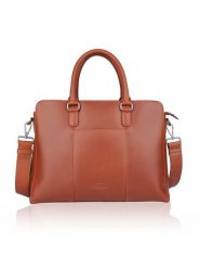 Bellicci Skórzana torebka "Kady" w kolorze jasnobrązowym - 42 x 30 x 11 cm rozmiar: onesize. Brązowe torebki klasyczne damskie Bellicci, z materiału, przez ramię, bez dodatków. Za 347.99 zł.