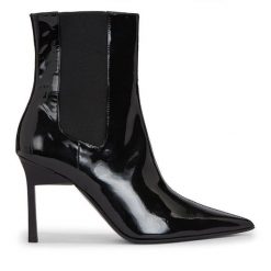 Botki Calvin Klein. Czarne botki damskie Calvin Klein, bez obcasa, na szpilce, bez zapięcia. Za 1,099.00 zł.
