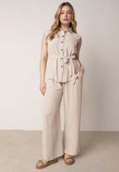 Beżowy Wiskozowy Komplet Szerokie Spodnie i Koszula Bez Rękawów z Wiązaniem Zanran. Brązowe koszule damskie Born2be, na lato, l, bez wzorów, z tkaniny, eleganckie, bez kołnierzyka, bez ramiączek. Za 139.99 zł.