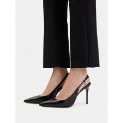 Szpilki Nine West. Czarne szpilki damskie Nine West, bez wzorów, bez obcasa, na szpilce, bez zapięcia. Za 229.99 zł.