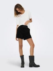 ONLY Szorty w kolorze czarnym rozmiar: S. Czarne szorty damskie Only, bez wzorów, z bawełny, z podwyższonym stanem. Za 83.42 zł.