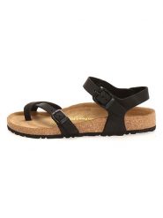 Comfortfusse Skórzane sandały w kolorze czarnym rozmiar: 35. Czarne sandały damskie Comfortfüße, bez wzorów, z otwartym noskiem, bez obcasa, bez zapięcia. Za 188.85 zł.