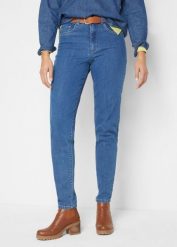 Dżinsy Mom ze stretchem, high waist. Niebieskie jeansy damskie bonprix, z podwyższonym stanem. Za 82.99 zł.