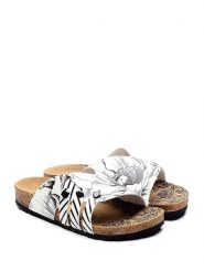 Calceo Klapki w kolorze czarno-białym rozmiar: 36. Białe klapki damskie Calceo, bez wzorów, z materiału, z otwartym noskiem, bez obcasa, bez zapięcia. Za 122.96 zł.