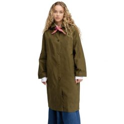Damski woskowany płaszcz Siroko Skye-W Green. Zielone płaszcze damskie SIROKO, l, bez wzorów, z bawełny. Za 507.00 zł.