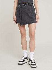 G-Star Spódnico-spodenki w kolorze antracytowym rozmiar: XL. Czarne spódnice damskie G-Star, na co dzień, xl, bez wzorów, retro, mini. Za 170.47 zł.