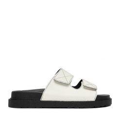 Klapki JENNY. Białe klapki damskie Jenny, bez wzorów, bez obcasa, bez zapięcia. Za 79.99 zł.