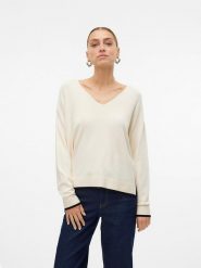 Vero Moda Sweter w kolorze czarnym rozmiar: XS. Czarne swetry klasyczne damskie Vero Moda, s, z wiskozy, bez kołnierzyka. Za 87.95 zł.