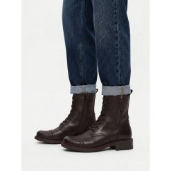 Trzewiki Lasocki. Brązowe botki damskie Lasocki, bez obcasa, na słupku, bez zapięcia. Za 259.99 zł.