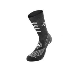 Skarpety piłkarskie unisex antypoślizgowe. Białe skarpetki damskie R-EVENGE, bez wzorów. Za 131.89 zł.